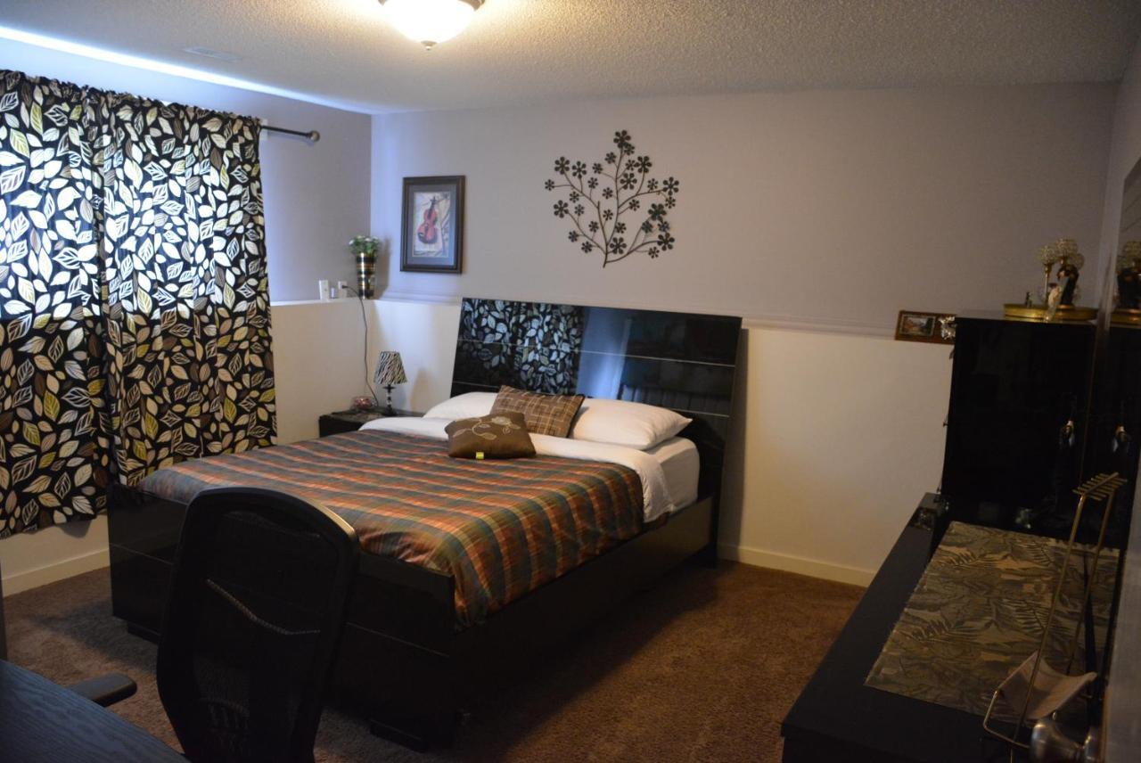 Aasra Home Kelowna Exteriör bild